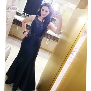 Meet your Posher, Araceli